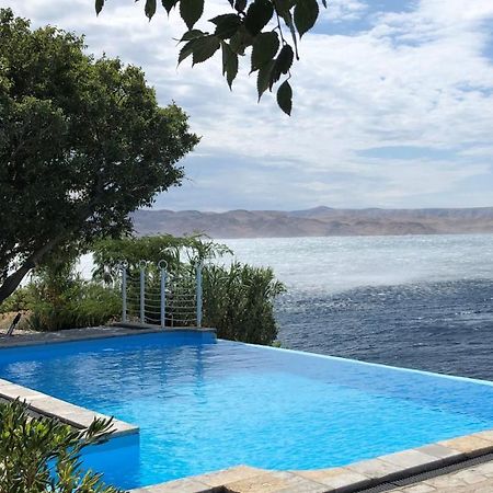 Resort Haus Toma Cesarica Bagian luar foto
