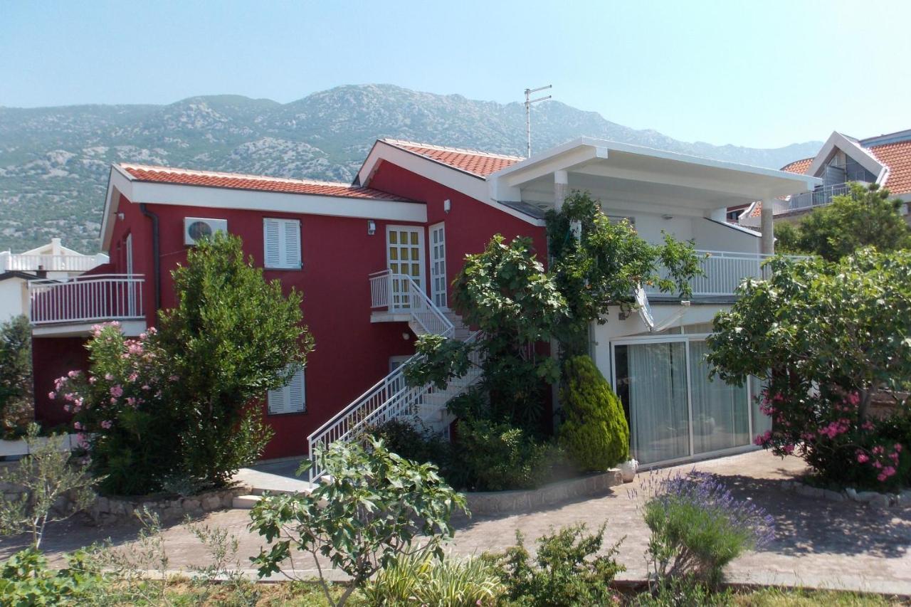 Resort Haus Toma Cesarica Bagian luar foto