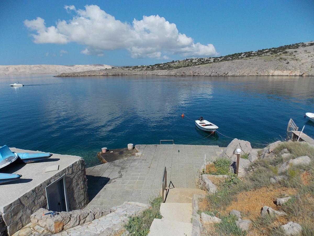 Resort Haus Toma Cesarica Bagian luar foto